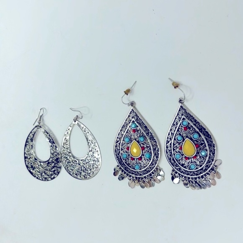 Set of‎ 2  Pairs of Silver Chandelier Drop Earrings